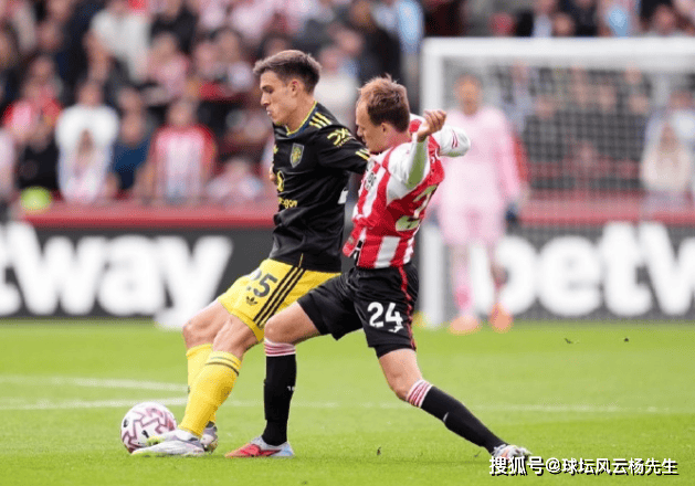 九游-包含Ming爆冷击败曼联，突破纪录引爆全场！的词条